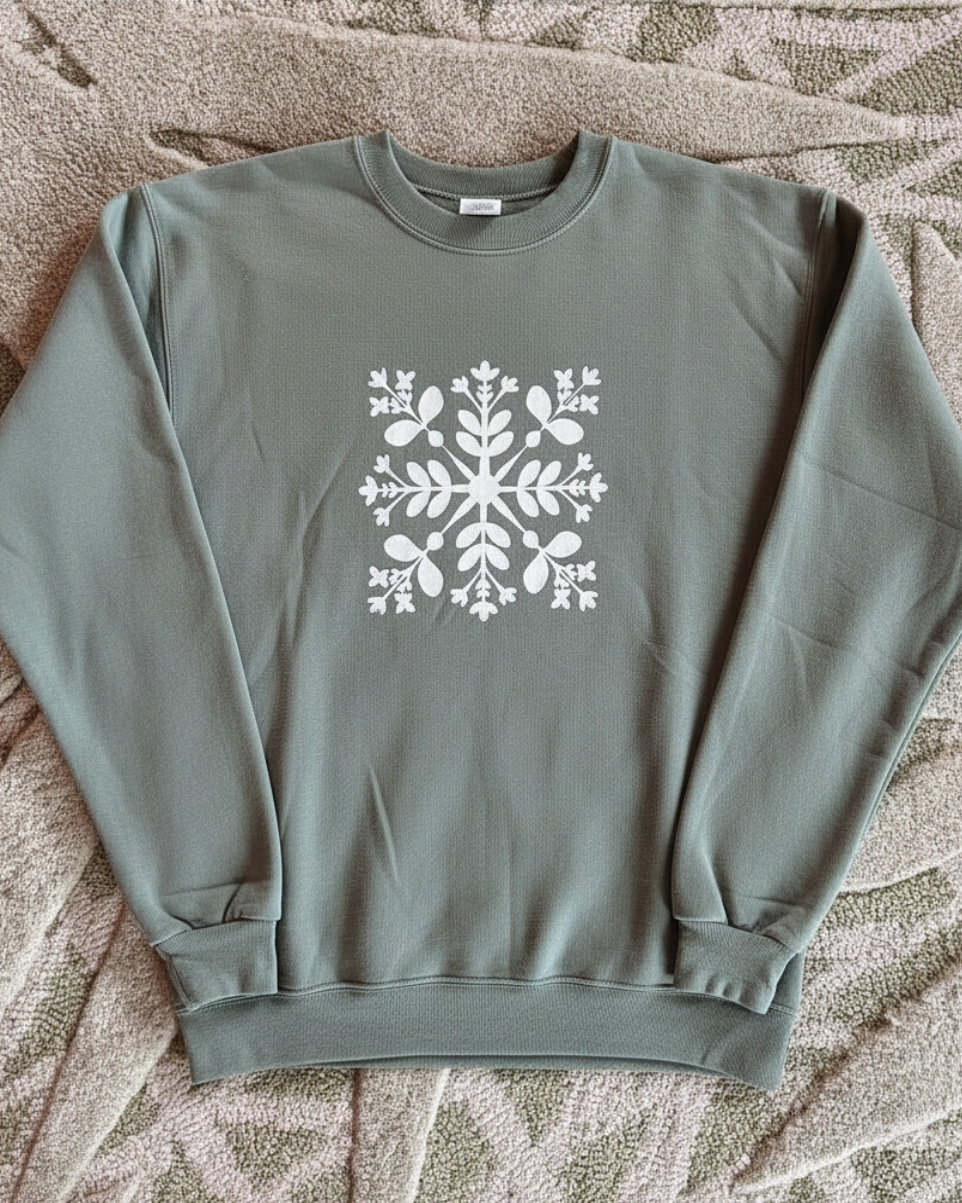 ʻAkia Sweater